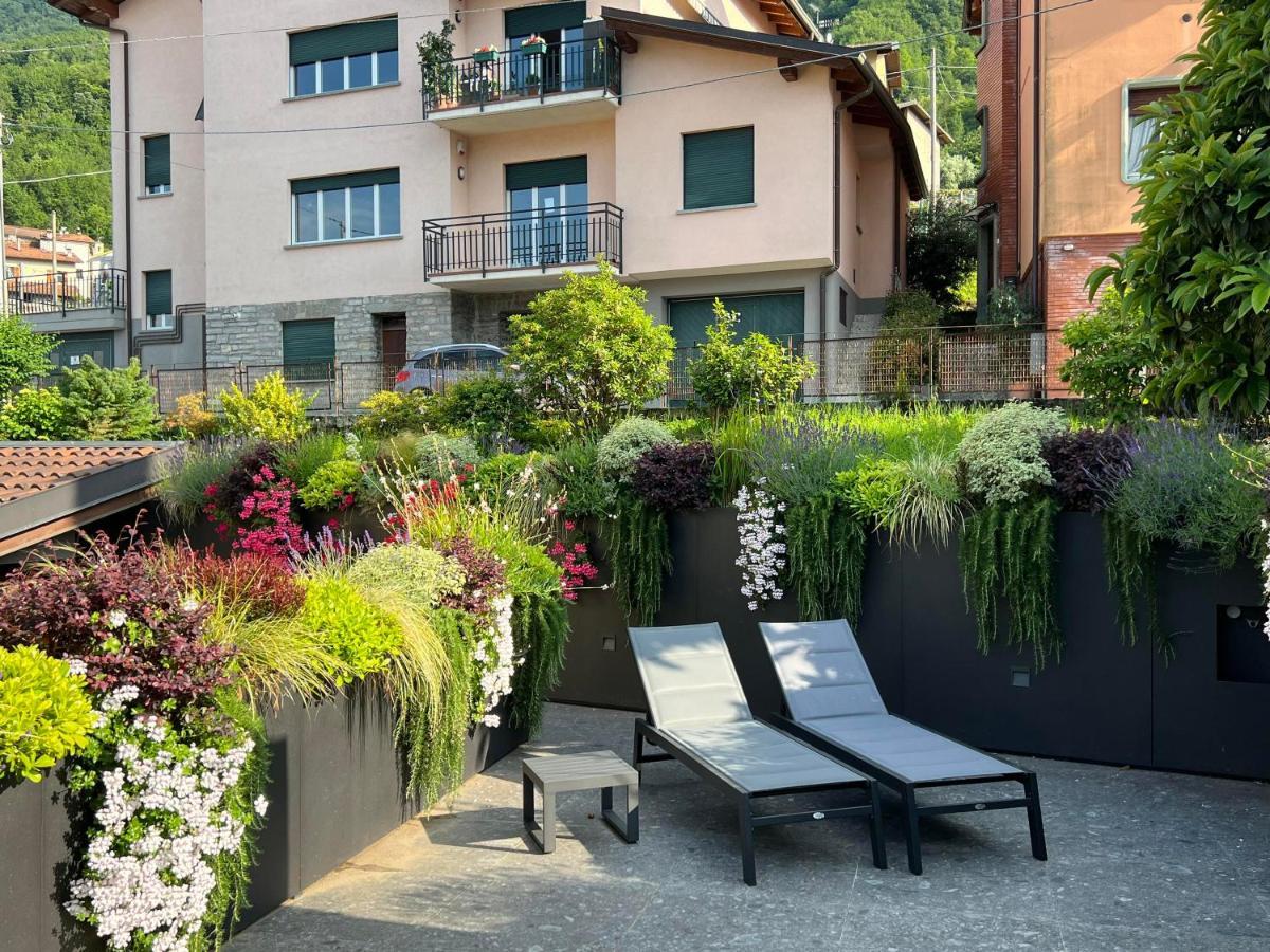 Luxury Lakefront Penthouse Lezzeno Exterior photo